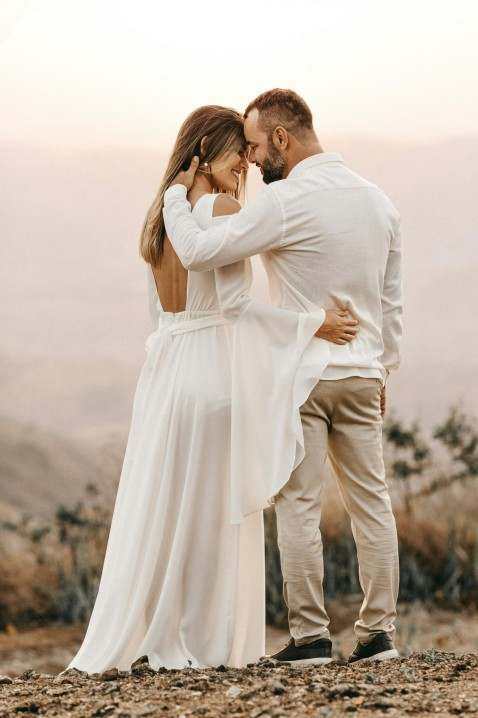 Iluminación y música ambiente para bodas